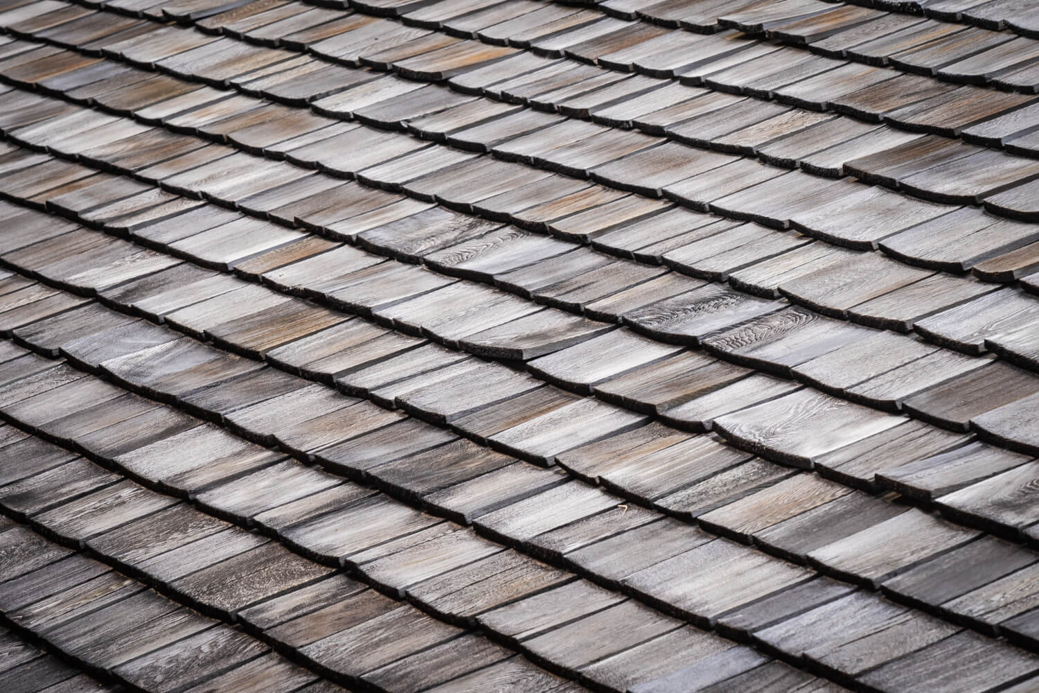 Shingles roof